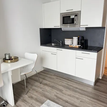 Modern Living In Stil & Naehe Zur Altstadt Düsseldorf